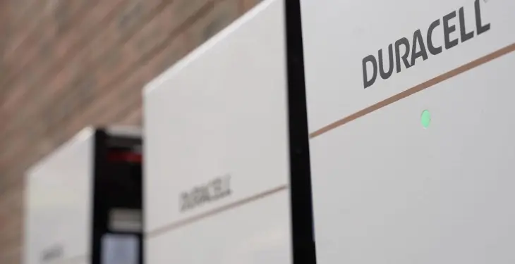 Tesla Powerwall vs Duracell Dura16: Cost, Specs & Performance Compared