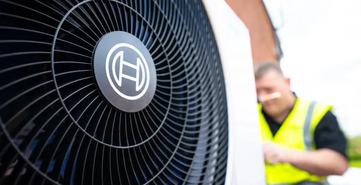 Most Energy-Efficient Air Conditioning Units in the UK (SEER & Running Cost Comparison)