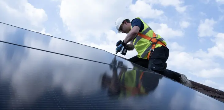 Solar Panels on Finance: Spread the Cost, Maximise Your Savings